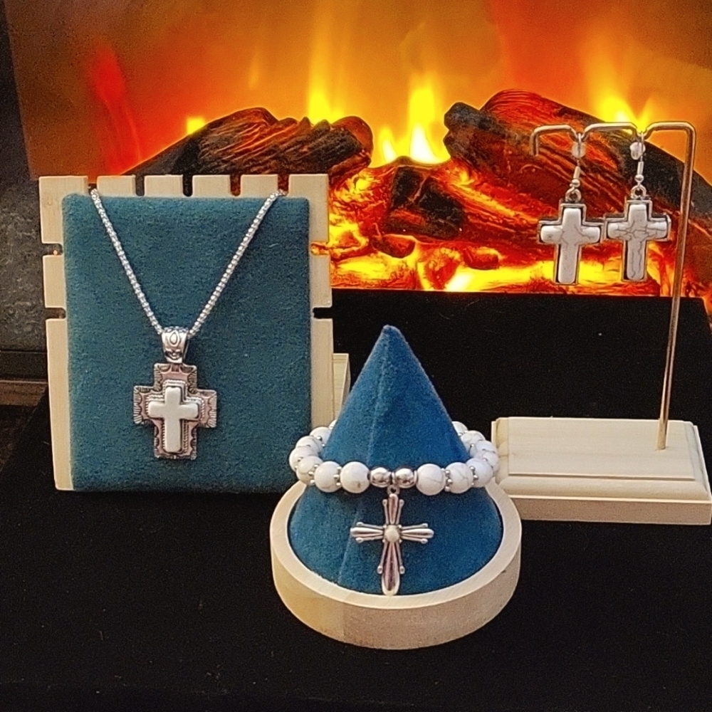 3 Piece White Turquoise Set ✝️ Necklace Bracelet Earrings NWT Easter 🐇 Gift 🎁